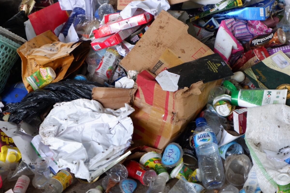 Negara Penghasil Pencemaran Sampah Plastik Terbesar di Dunia